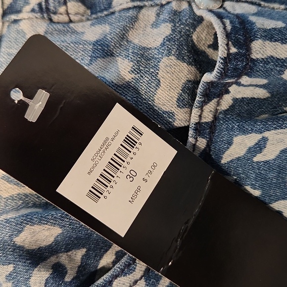 Bebe jeans nwt size 30 - Picture 3 of 5